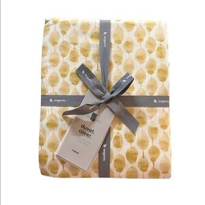 WEST ELM TWIN SIZE DUVET COVER WITH AN ABSTRACT YELLOWISH GOLD PATTERN NWT
